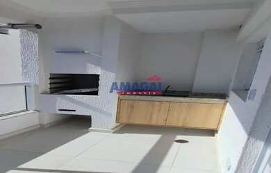 Imagem: O apartamento possui 2 Dormitórios, 2 Banheiros, 2 Vagas na