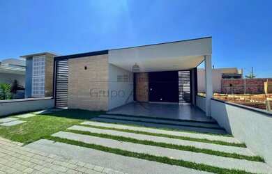 Imagem: A casa em condomínio possui 3 Dormitórios, 4 Banheiros, 4