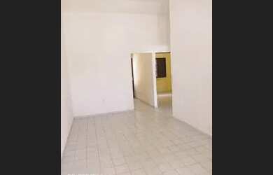 Imagem: A casa em condomínio possui 2 Dormitórios, 1 Banheiro e está