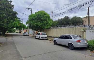 Imagem: O terreno possui 384m² de Área e está localizado em Parque