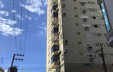 Imagem: O apartamento possui 2 Dormitórios, 2 Banheiros, 80m² de Área