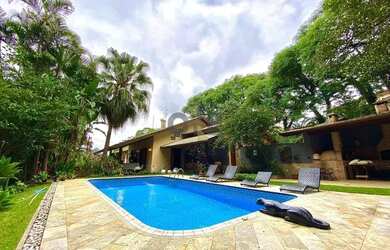 Imagem: A casa em condomínio possui 4 Dormitórios, 5 Banheiros, 5