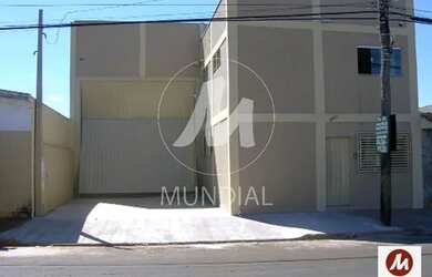 Imagem: O depósito possui 4 Vagas na garagem, 520m² de Área e está