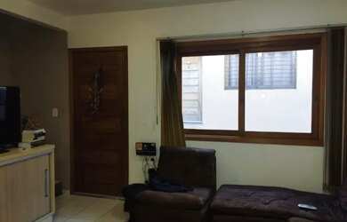 Imagem: A casa em condomínio possui 2 Dormitórios, 2 Banheiros, 1