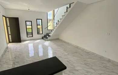 Imagem: A casa em condomínio possui 3 Dormitórios, 2 Banheiros, 2