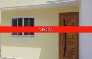 Imagem: A casa possui 3 Dormitórios, 3 Banheiros, 3 Vagas na garagem