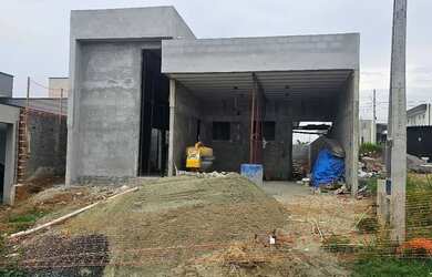 Imagem: A casa em condomínio possui 3 Dormitórios, 3 Banheiros, 2