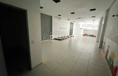 Imagem: O depósito possui 172m² de Área e está localizado em Maracanã