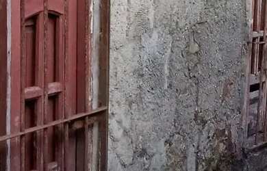 Imagem: A casa possui 5 Banheiros, 30m² de Área e está localizado