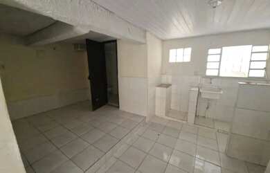 Imagem: A casa possui 1 Dormitório, 1 Banheiro, 50m² de Área e está