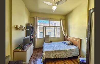 Imagem: A kitnet possui 1 Banheiro, 28m² de Área e está localizado