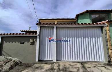 Imagem: A casa possui 2 Dormitórios, 3 Banheiros, 3 Vagas na garagem