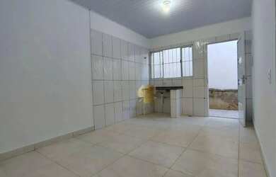 Imagem: A casa possui 2 Dormitórios, 1 Banheiro, 70m² de Área e