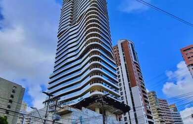 Imagem: O apartamento possui 4 Dormitórios, 5 Banheiros, 5 Vagas na