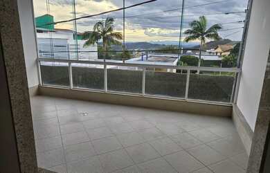 Imagem 5: Casa no Aeroporto. Varanda, Vista para o mar, Guarda roupae235m² de Área