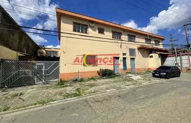 Imagem: O depósito possui 5 Vagas na garagem, 670m² de Área e está