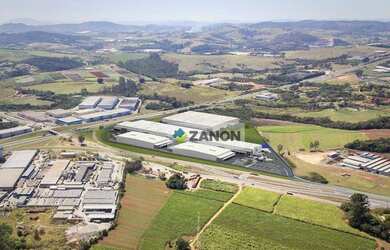 Imagem: O depósito possui 1684m² de Área e está localizado em Ponte