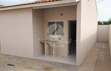 Imagem: A casa em condomínio possui 2 Dormitórios, 1 Banheiro, 2 Vagas