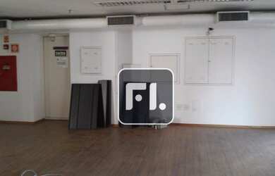 Imagem 2: Conjunto, 200 m² - venda por R$ 2.155.000,01 ou aluguel por R$ 7.000,01/mês...