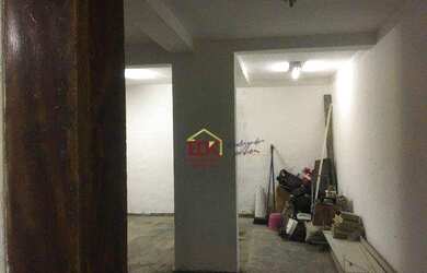 Imagem: O depósito possui 1 Vaga na garagem, 224m² de Área e está