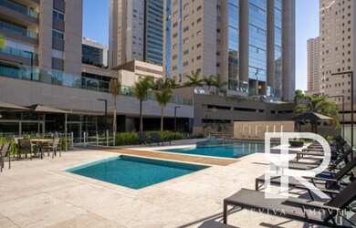 Imagem: O apartamento possui 4 Dormitórios, 5 Banheiros, 4 Vagas na