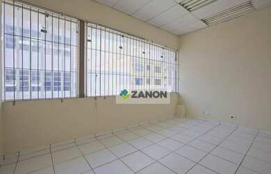 Imagem: O depósito possui 997m² de Área e está localizado em Santa