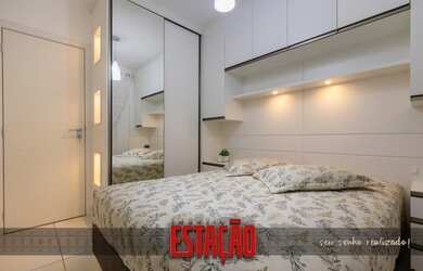 Imagem: A casa possui 2 Dormitórios, 1 Banheiro, 1 Vaga na garagem