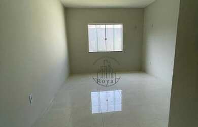 Imagem: A casa à venda possui 2 Dormitórios, 2 Banheiros, 2 Vagas