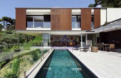 Imagem: A casa em condomínio possui 3 Dormitórios, 5 Banheiros, 5