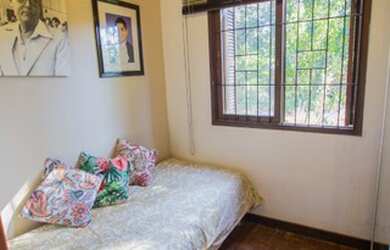 Imagem 15: Charmoso sítio. Piscina, Churrasqueira, VarandaeÁrea de serviço