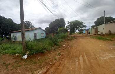 Imagem 2: Lote/Terreno para venda possui 405 metros quadrados