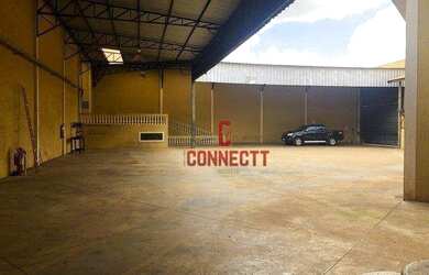 Imagem: O depósito possui 5 Vagas na garagem, 500m² de Área e está