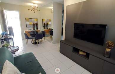 Imagem: O apartamento possui 2 Dormitórios, 1 Banheiro, 1 Vaga na garagem