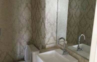 Imagem: O apartamento possui 4 Dormitórios, 5 Banheiros, 5 Vagas na