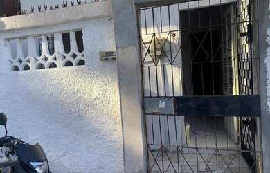 Imagem: A casa possui 1 Dormitório, 1 Banheiro, 52m² de Área e está