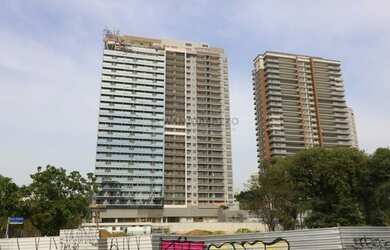 Imagem: O depósito possui 1 Vaga na garagem e 50m² de Área e está