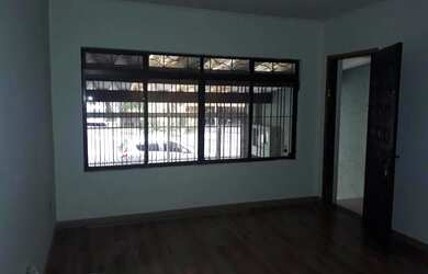 Imagem 6: Sobrado Bacana. Churrasqueira, Área de serviço, 180m² de Áreae2 Vagas...