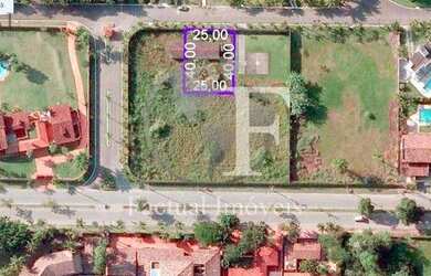 Imagem: O terreno possui 750m² de Área e está localizado em Balneário