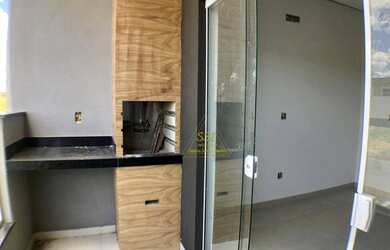 Imagem: O apartamento possui 3 Dormitórios, 2 Banheiros, 2 Vagas na