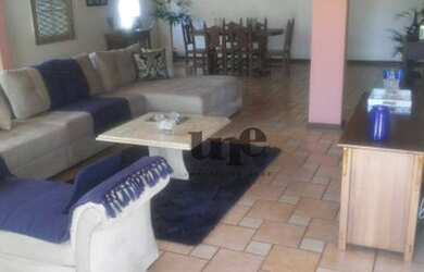 Imagem 6: Casa de Alto Padrão, em frente ao Lago Igapó