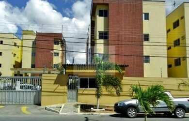 Imagem: O apartamento possui 3 Dormitórios, 1 Banheiro, 1 Vaga na garagem