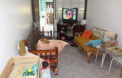 Imagem 3: Casa para venda a 300 metros da Praia com 2 quartos, 2 vagas, em Solemar...