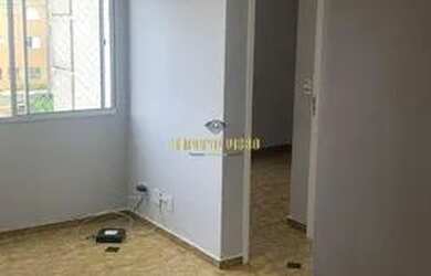 Imagem: O apartamento possui 3 Dormitórios, 1 Banheiro, 1 Vaga na garagem