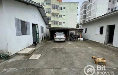 Imagem 6: Vendo Terreno com 2 casa. Churrasqueira, 1 Vaga na garageme2 Dormitórios