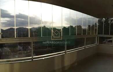 Imagem: O apartamento possui 4 Dormitórios, 5 Banheiros, 3 Vagas na