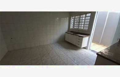 Imagem 2: Casa em Mussuruga l a venda