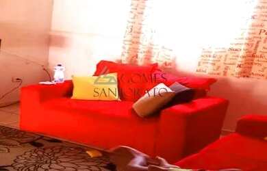 Imagem: A casa possui 2 Dormitórios, 1 Banheiro e 60m² de Área e