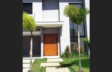 Imagem: A casa em condomínio possui 3 Dormitórios, 4 Banheiros, 4