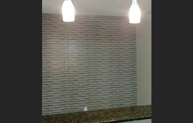 Imagem: O apartamento possui 2 Dormitórios e 1 Banheiro e está localizado