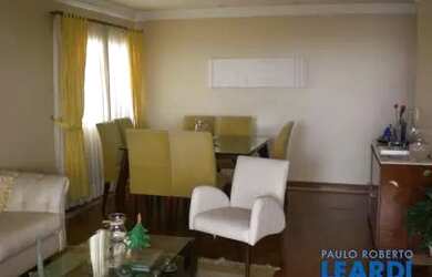 Imagem: O apartamento possui 3 Dormitórios, 4 Banheiros, 4 Vagas na